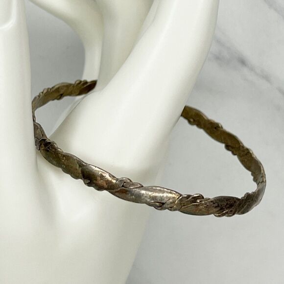 Vintage Mexico Silver Tone Braided Flat Bangle Bracelet ✨ - Picture 7 of 7